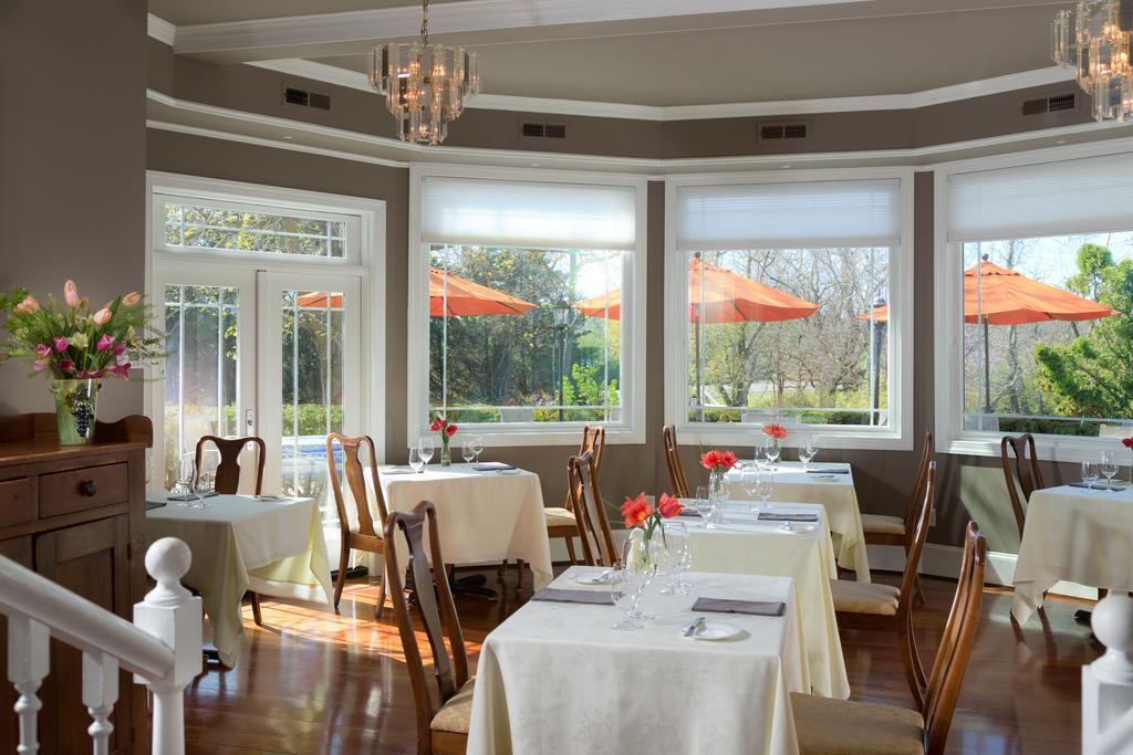 L'Auberge Provencale Inn & Restaurant Boyce Exterior photo
